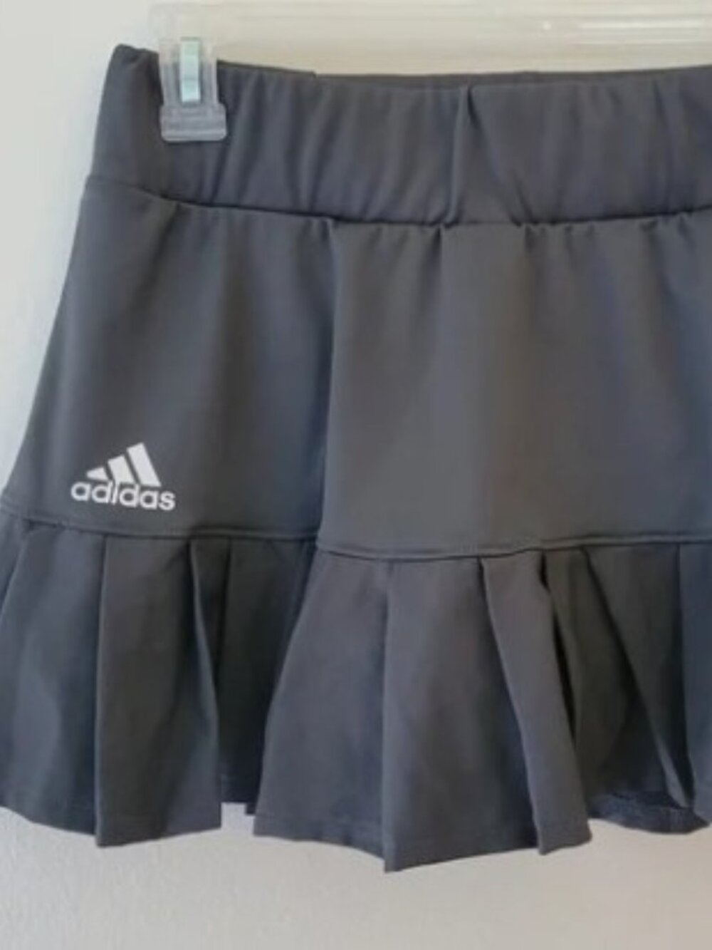 Adidas Tennis Skirt MEDIUM NWT Prime Blue shorts Golf Skort
